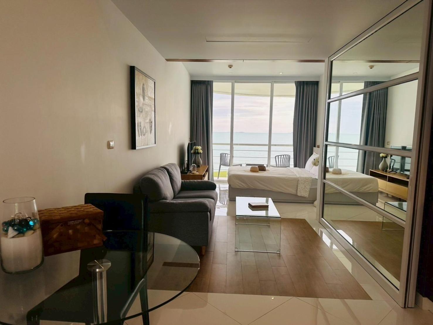 अपार्टमेंट Sunset Serenity Seaview Najomtien Pattaya